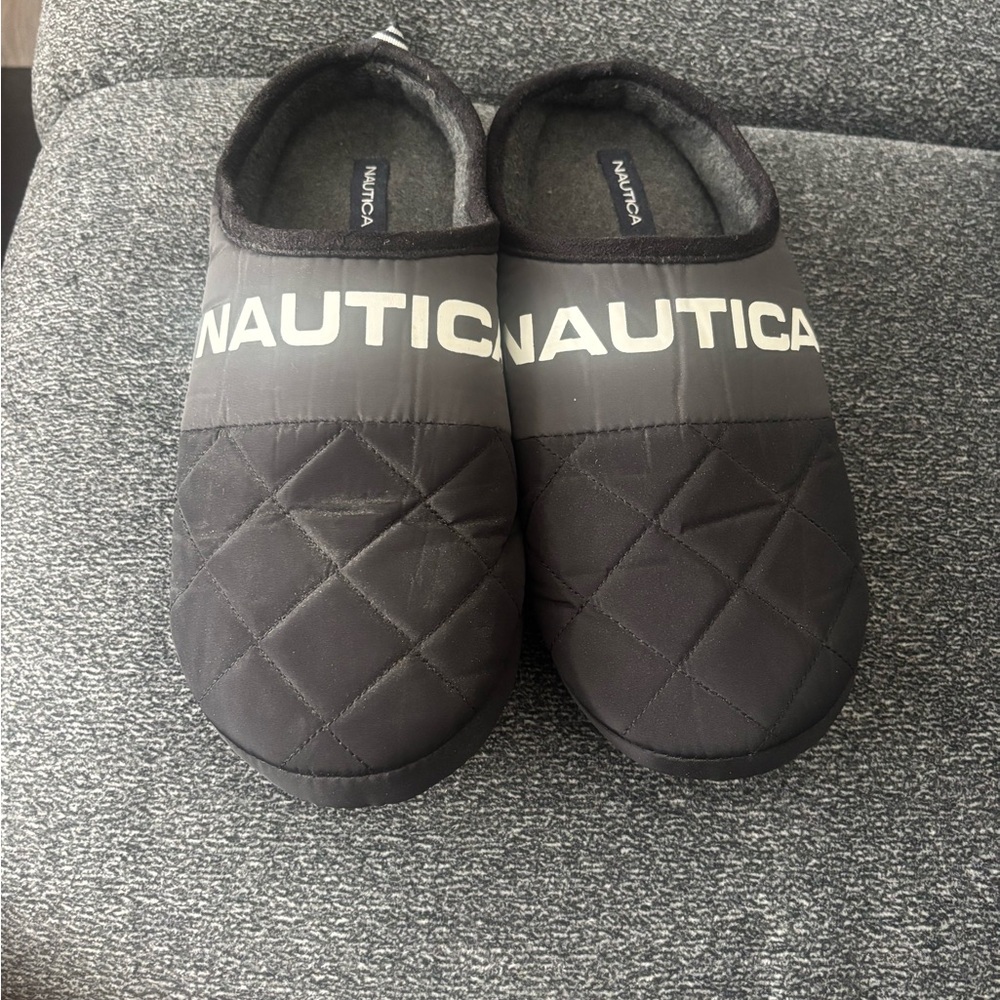 Nautica Black Quilted Slide Slippers